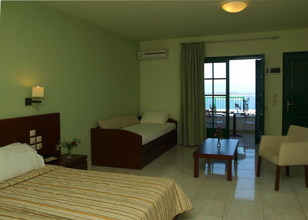 Skiathos Club Hotel & Suites Vasilias  Værelse billede