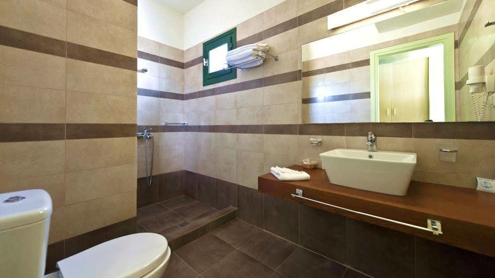 Skiathos Club Hotel & Suites Vasilias  Eksteriør billede