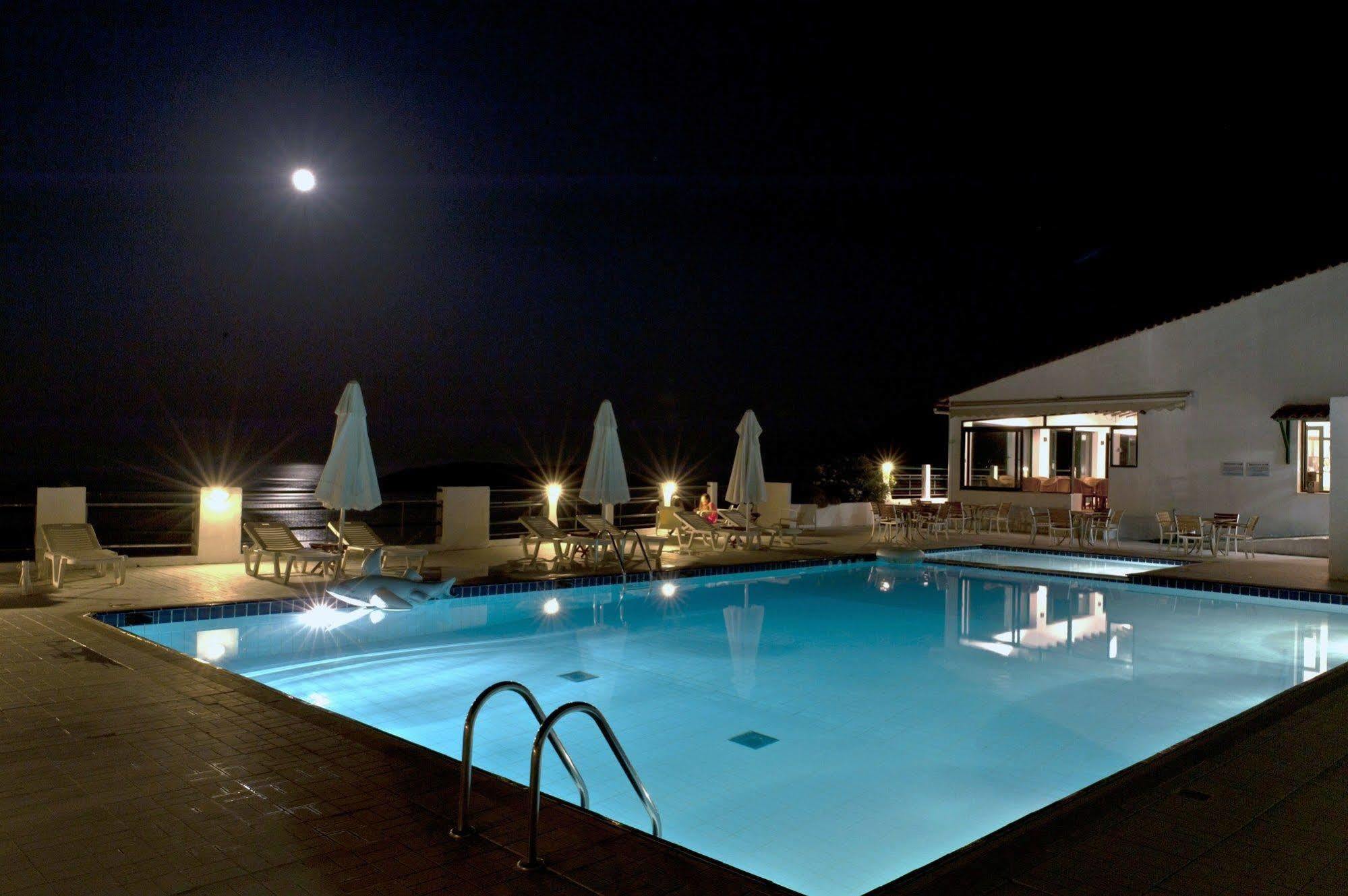 Skiathos Club Hotel & Suites Vasilias  Eksteriør billede