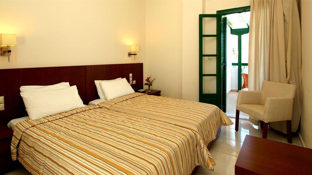 Skiathos Club Hotel & Suites Vasilias  Eksteriør billede